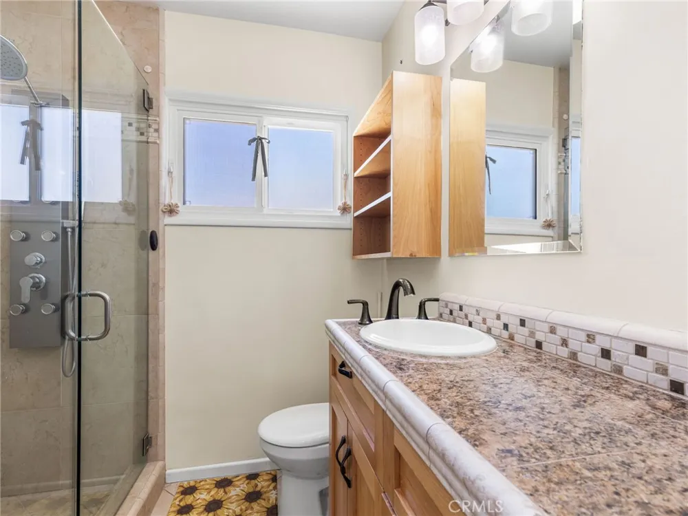 13653 Lanning Whittier, CA 90605