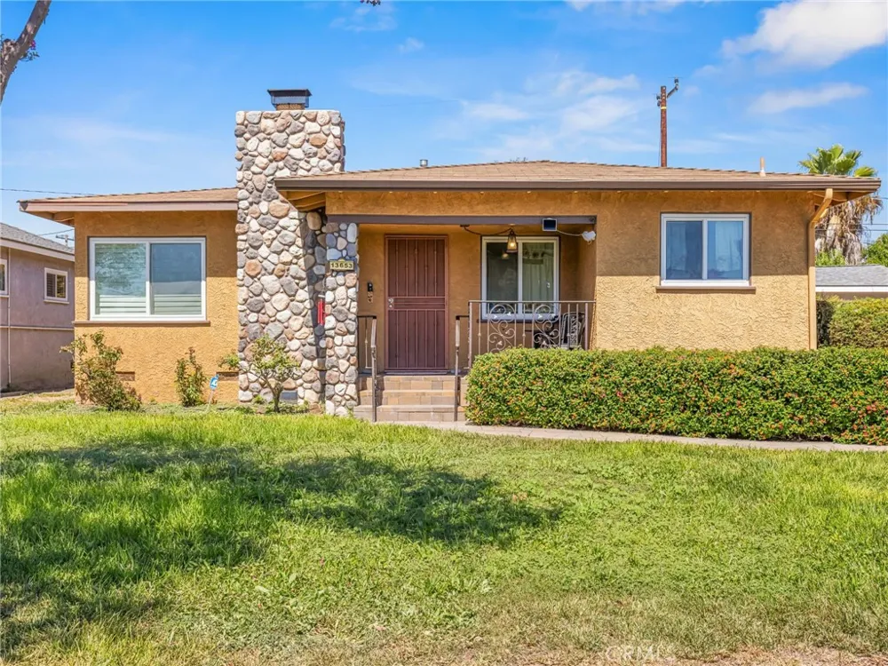 13653 Lanning Whittier, CA 90605