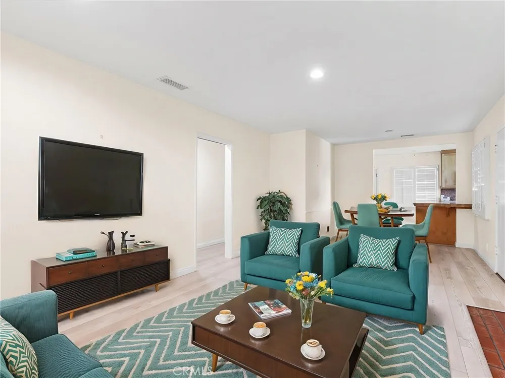 13653 Lanning Whittier, CA 90605