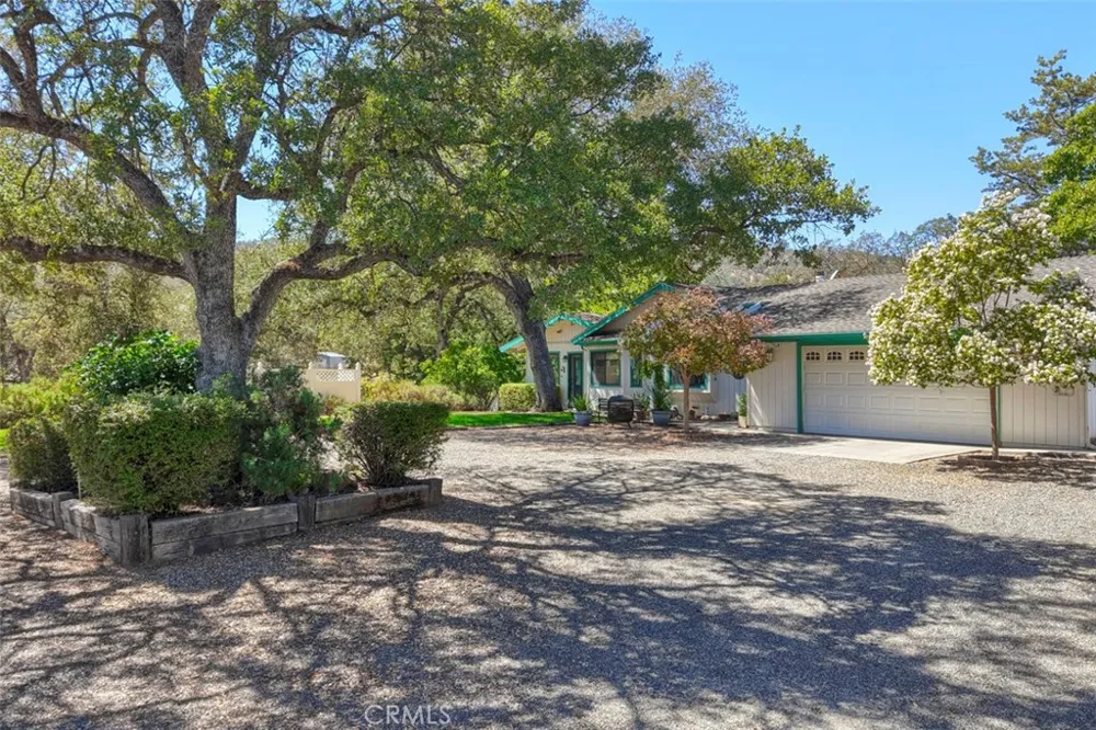 42593 John Muir Coarsegold, CA 93614