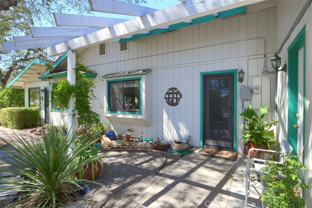42593 John Muir Coarsegold, CA 93614