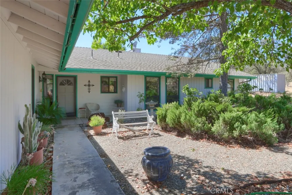 42593 John Muir Coarsegold, CA 93614