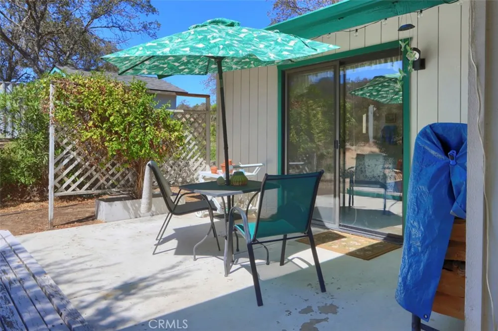 42593 John Muir Coarsegold, CA 93614
