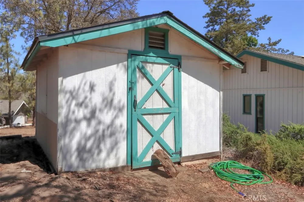 42593 John Muir Coarsegold, CA 93614