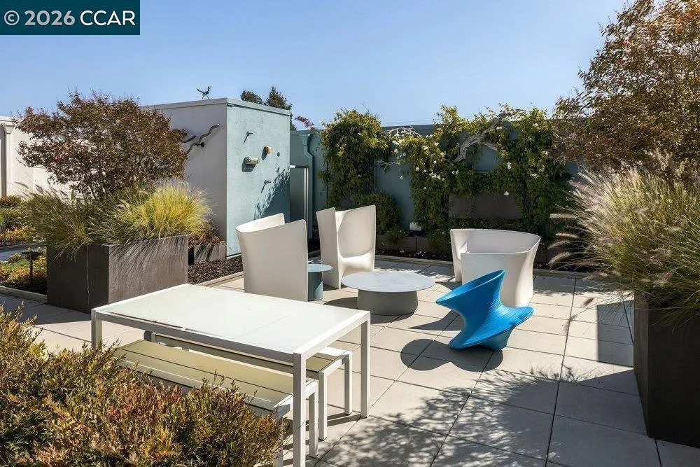 1954 Trinity Ave #302 Walnut Creek, CA 94596