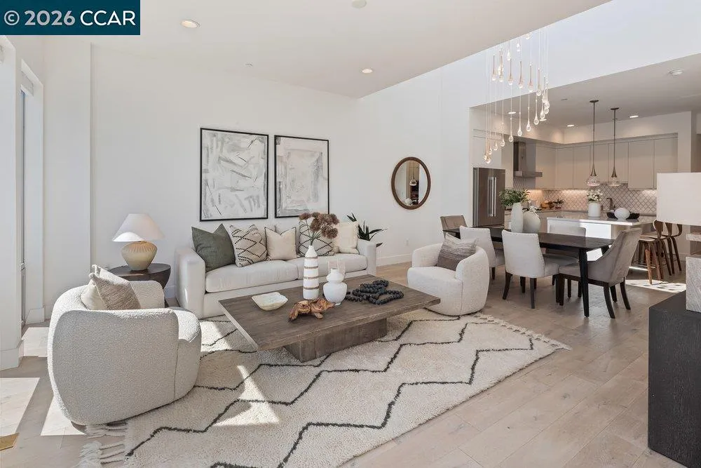 1954 Trinity Ave #302 Walnut Creek, CA 94596
