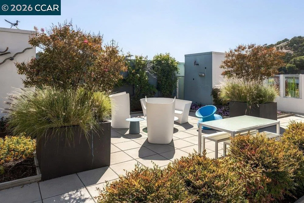 1954 Trinity Ave #302 Walnut Creek, CA 94596