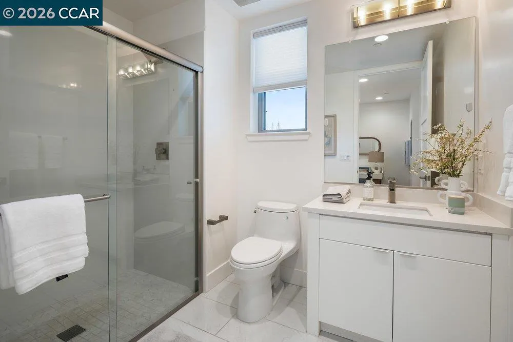 1954 Trinity Ave #302 Walnut Creek, CA 94596