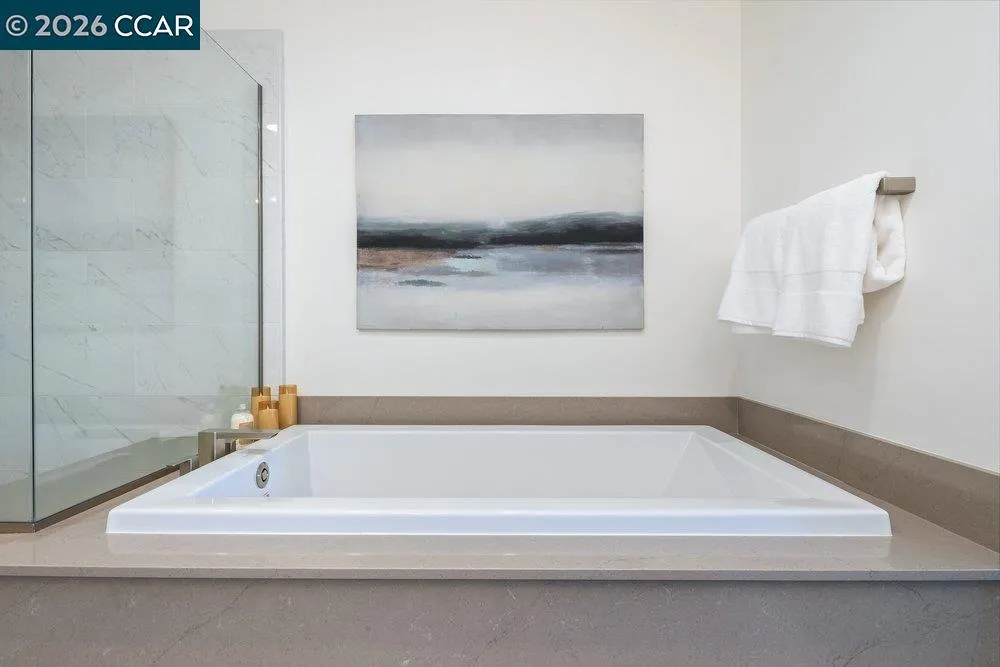 1954 Trinity Ave #302 Walnut Creek, CA 94596