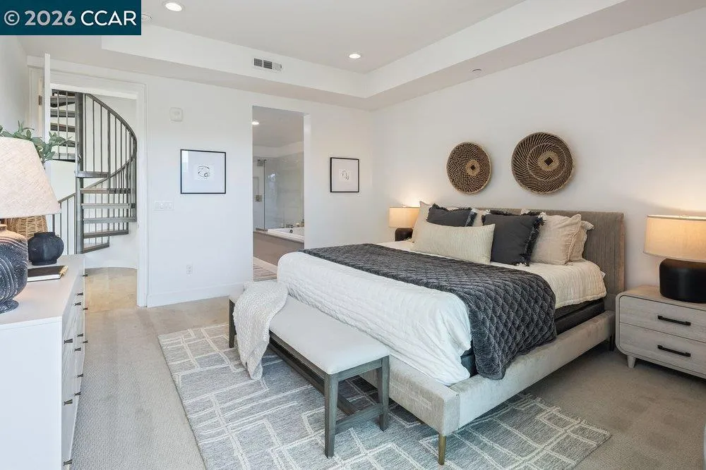 1954 Trinity Ave #302 Walnut Creek, CA 94596
