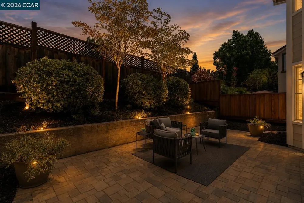 218 Abigail Cir Danville, CA 94506