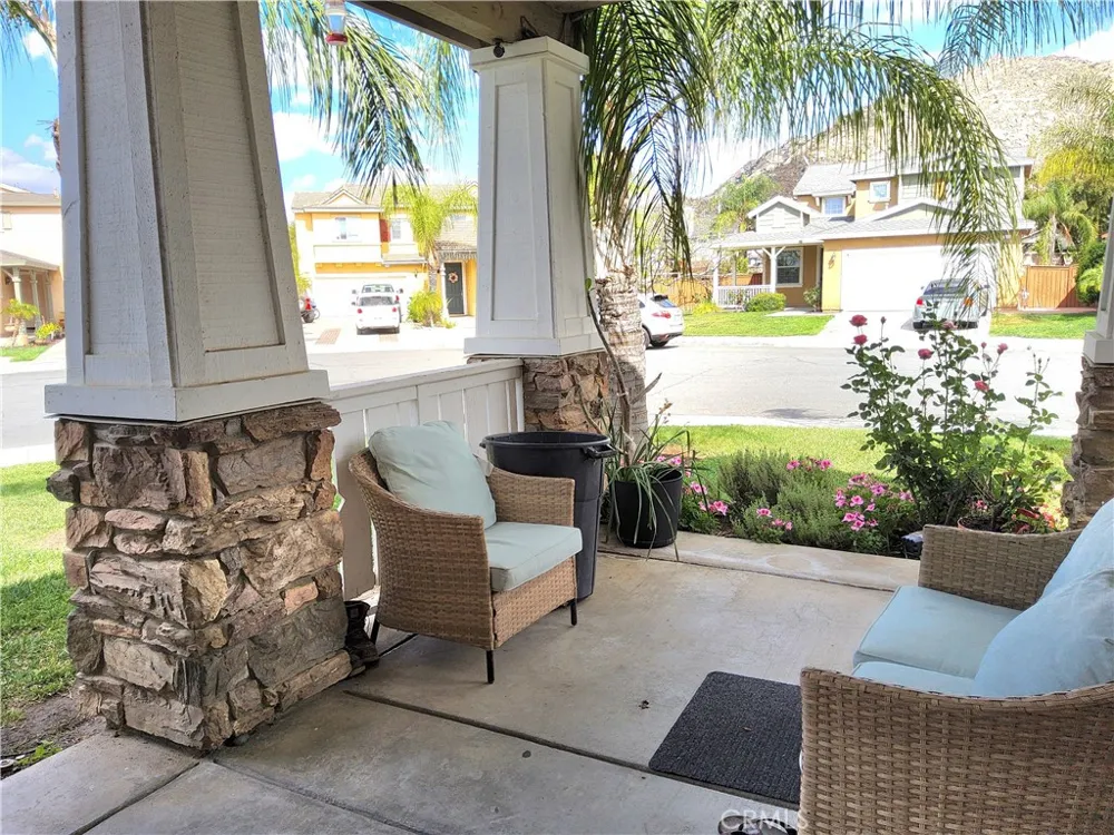 1763 Benedetto Pt. Perris, CA 92571