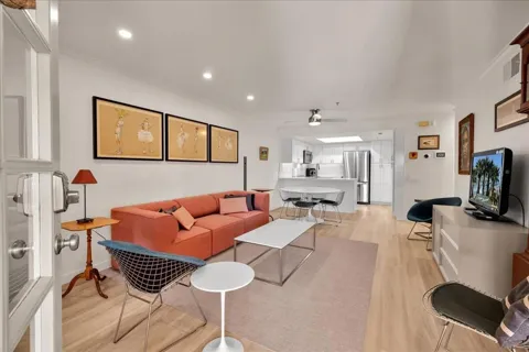 500 E Amado Road #203