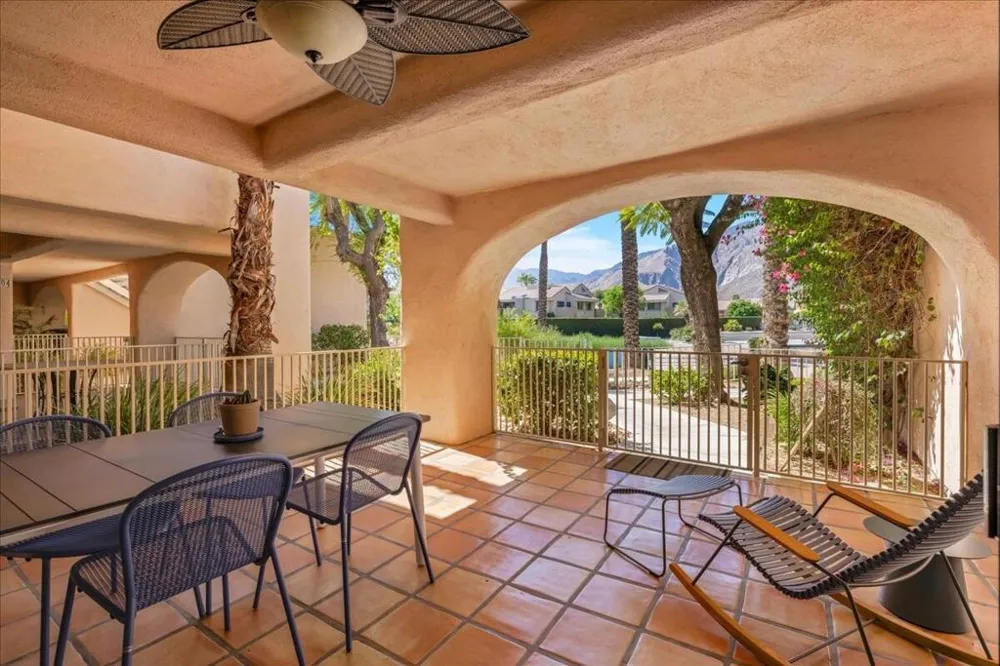 500 E Amado Road #203 Palm Springs, CA 92262
