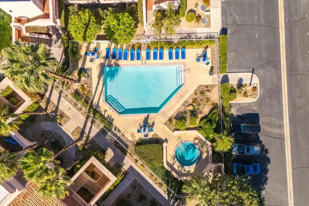 500 E Amado Road #203 Palm Springs, CA 92262