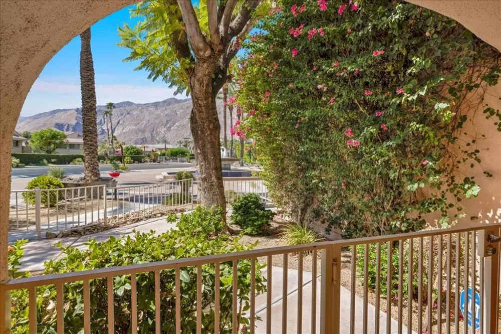 500 E Amado Road #203 Palm Springs, CA 92262