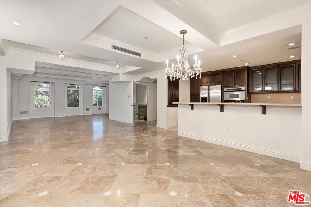 10795 Wilshire Boulevard #101 Los Angeles, CA 90024