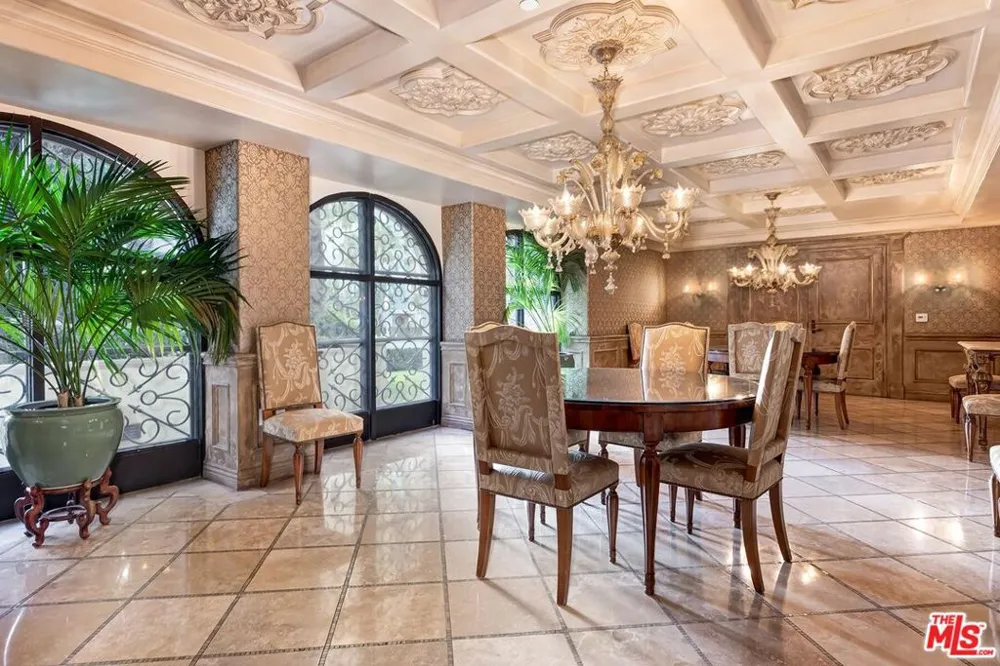 10795 Wilshire Boulevard #101 Los Angeles, CA 90024