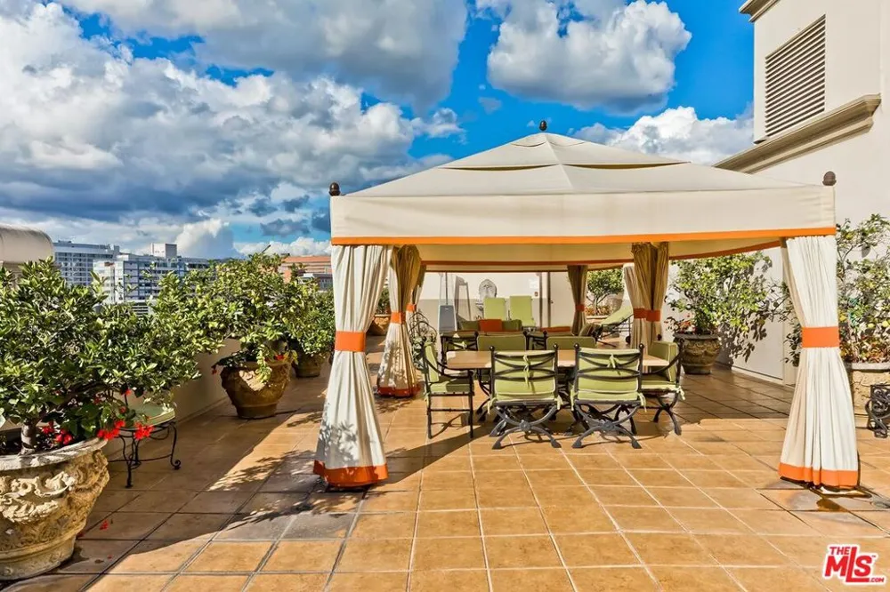 10795 Wilshire Boulevard #101 Los Angeles, CA 90024