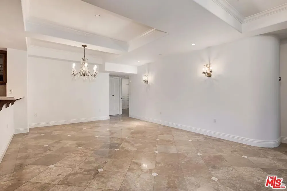 10795 Wilshire Boulevard #101 Los Angeles, CA 90024