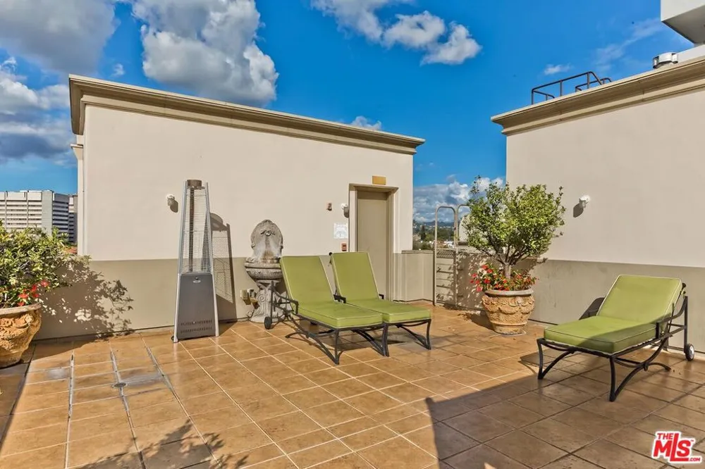 10795 Wilshire Boulevard #101 Los Angeles, CA 90024