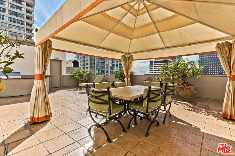 10795 Wilshire Boulevard #101 Los Angeles, CA 90024