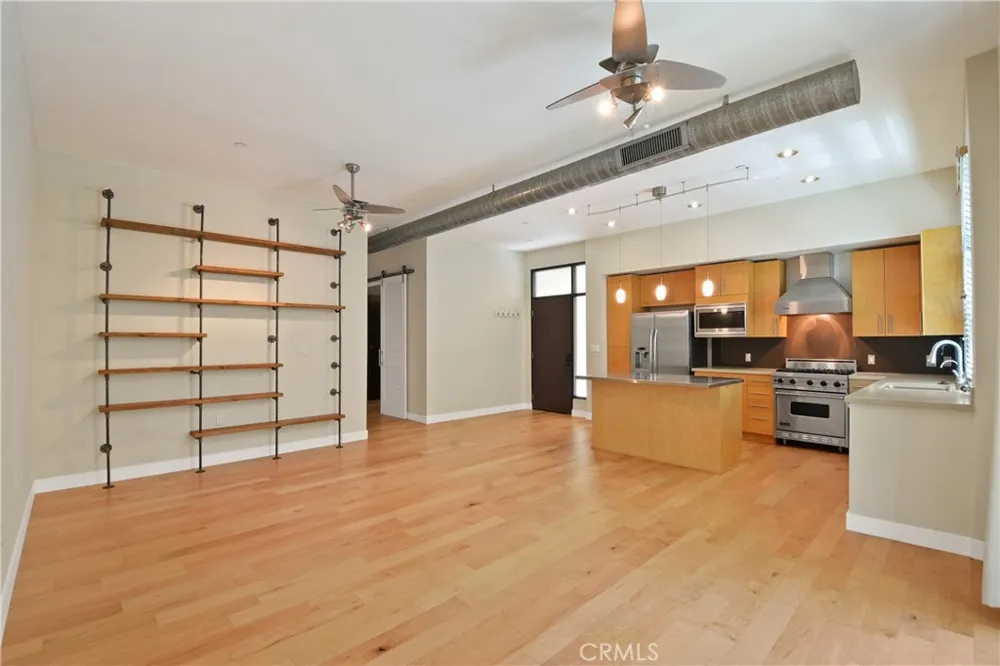 133 The Promenade #325 Long Beach, CA 90802