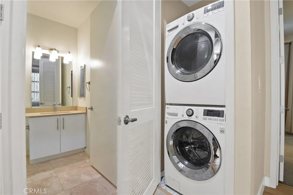 133 The Promenade #325 Long Beach, CA 90802