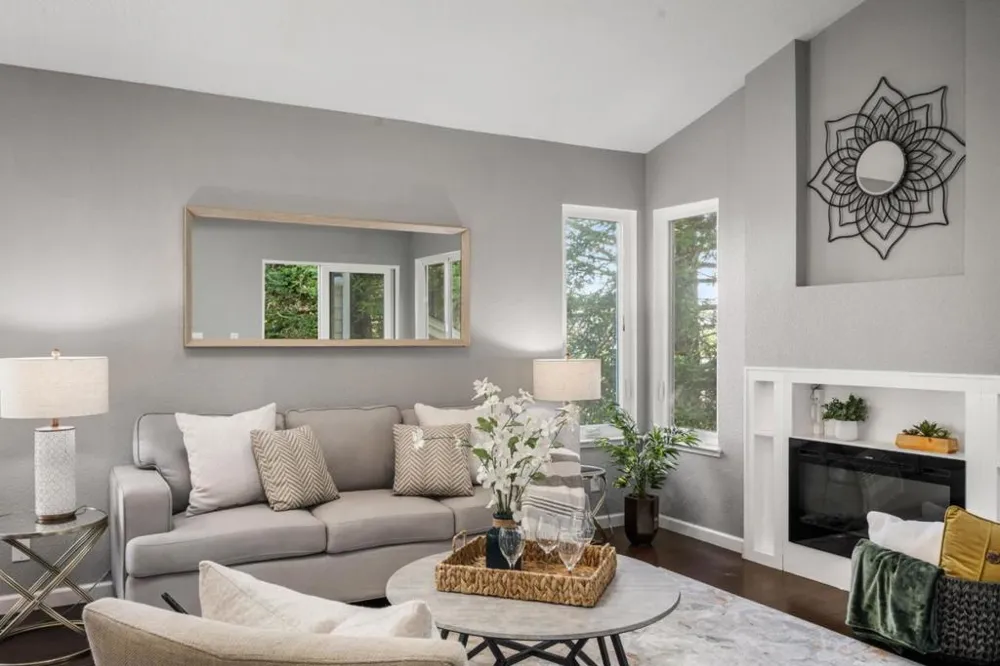 284 Amesport Half Moon Bay, CA 94019