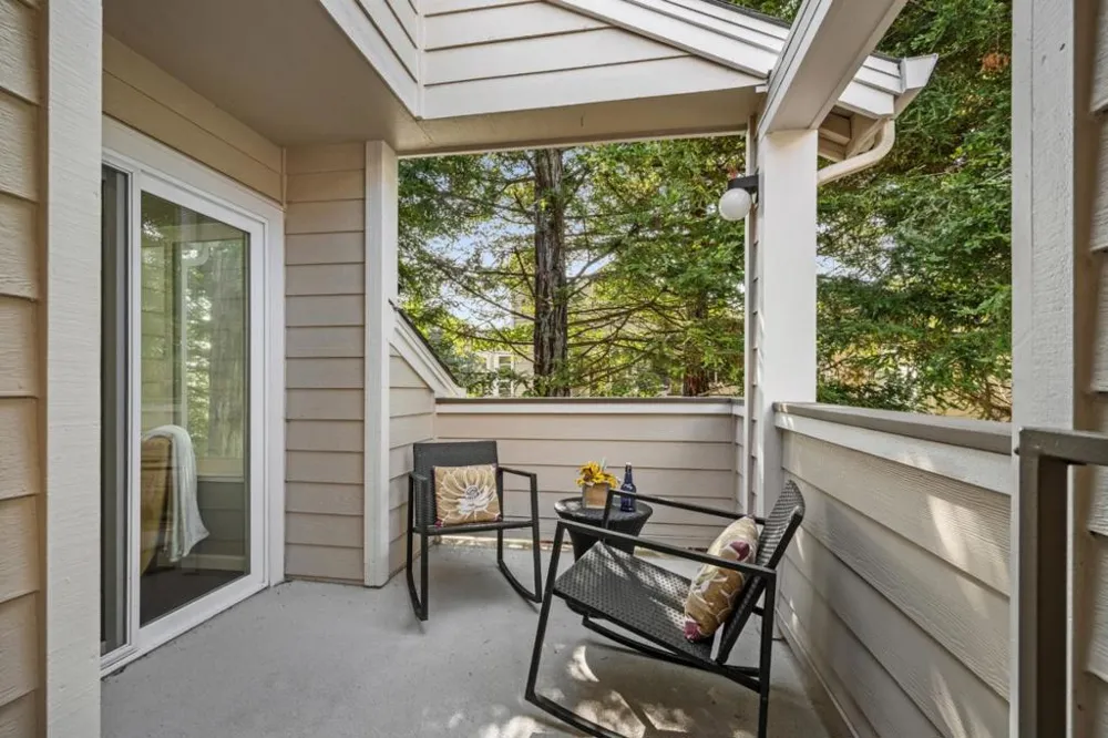 284 Amesport Half Moon Bay, CA 94019