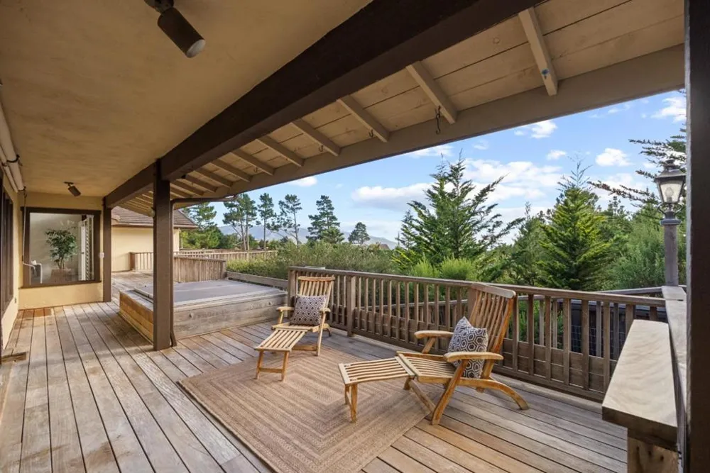 24950 Outlook Drive Carmel, CA 93923