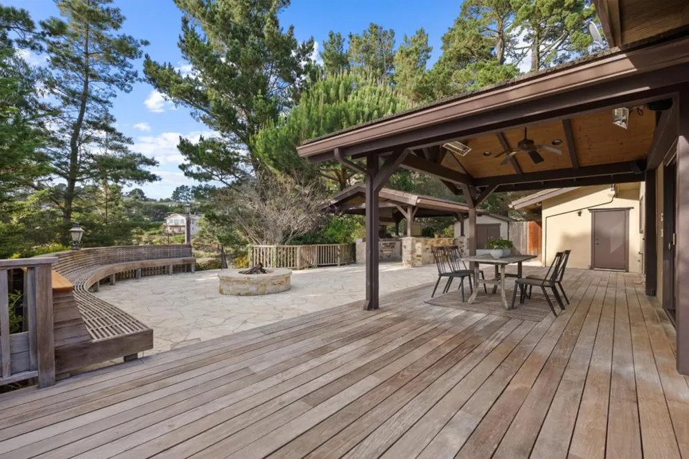 24950 Outlook Drive Carmel, CA 93923