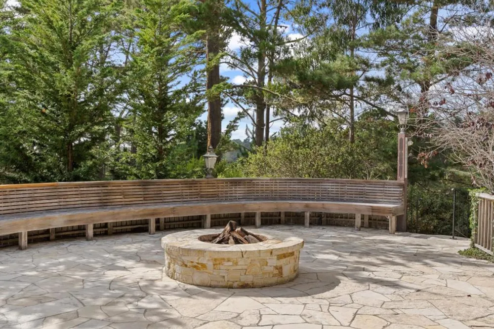 24950 Outlook Drive Carmel, CA 93923
