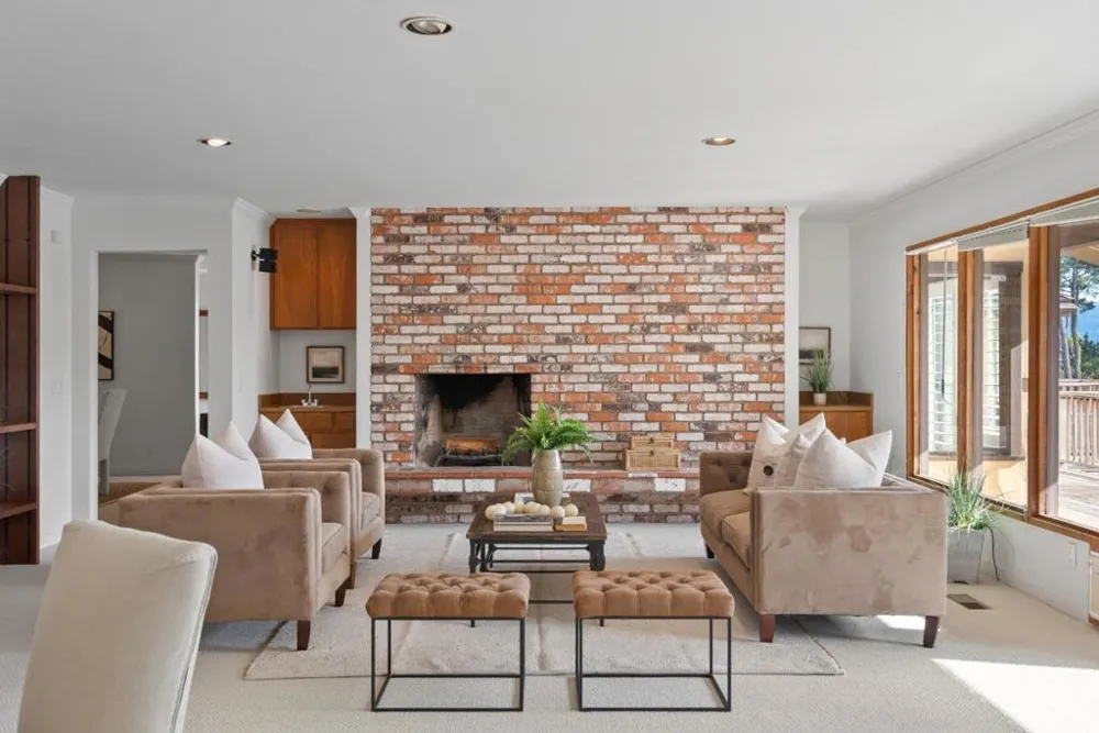 24950 Outlook Drive Carmel, CA 93923