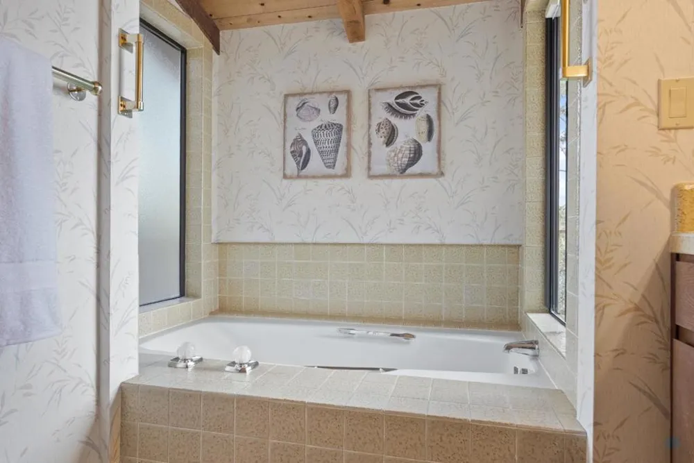 24950 Outlook Drive Carmel, CA 93923