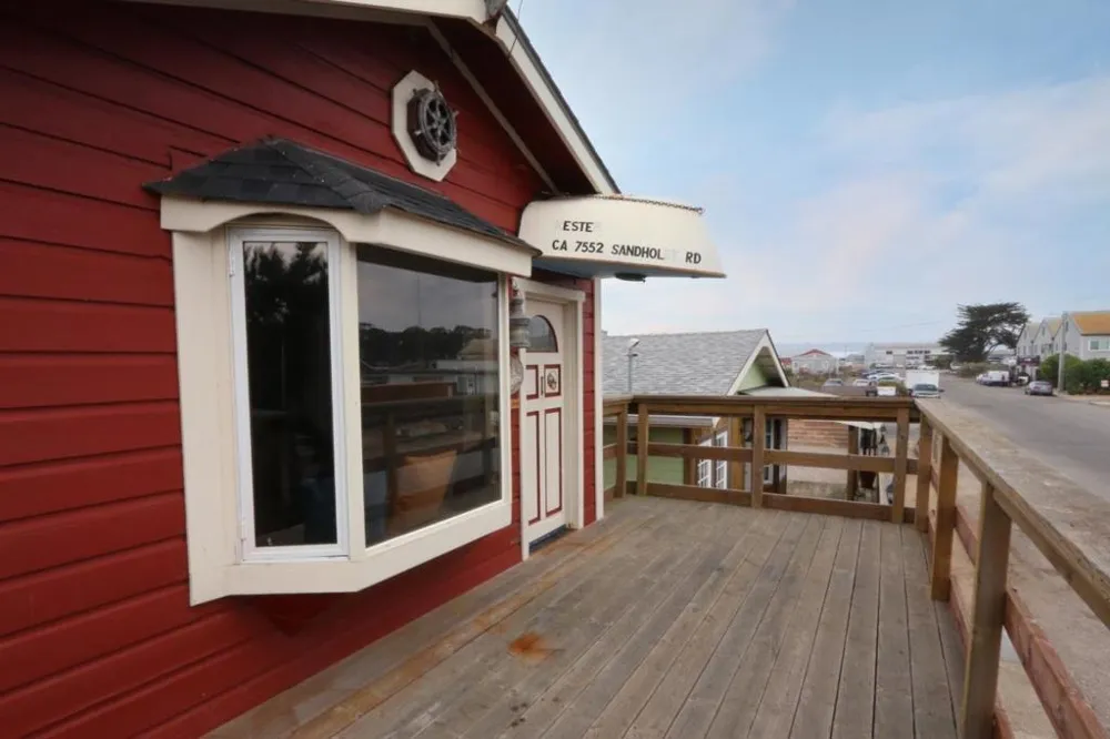 75507552 Sandholdt Road Moss Landing, CA 95039