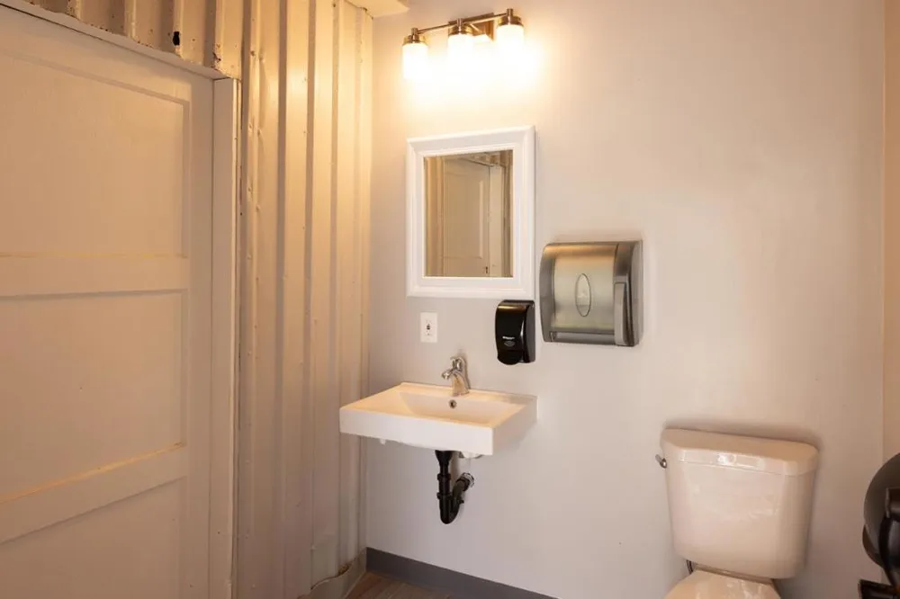 75507552 Sandholdt Road Moss Landing, CA 95039
