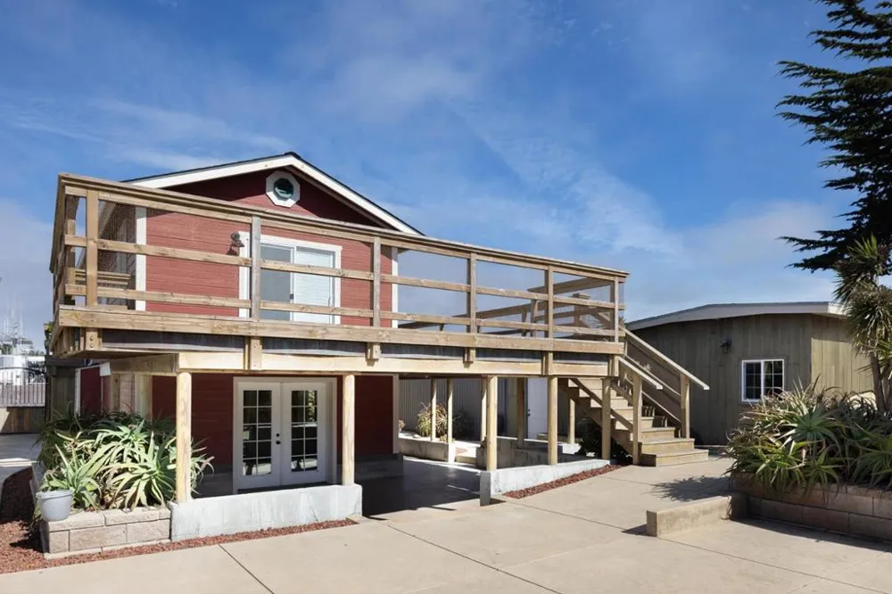 75507552 Sandholdt Road Moss Landing, CA 95039