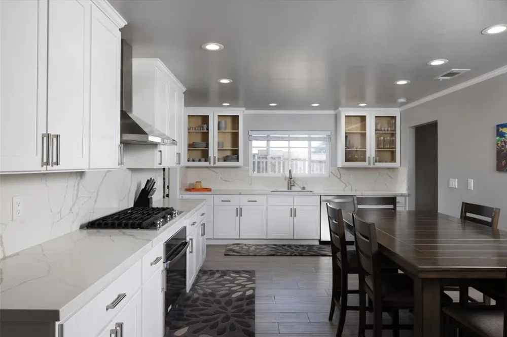 75507552 Sandholdt Road Moss Landing, CA 95039