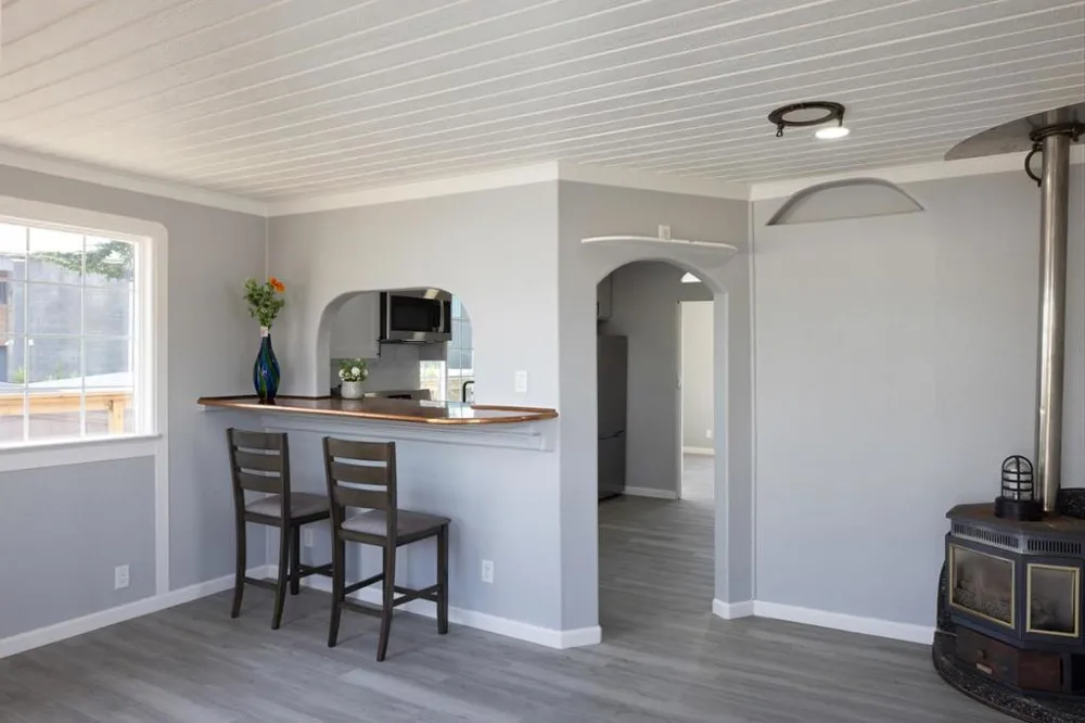 75507552 Sandholdt Road Moss Landing, CA 95039