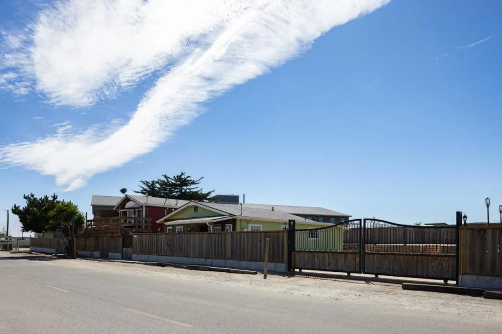 75507552 Sandholdt Road Moss Landing, CA 95039