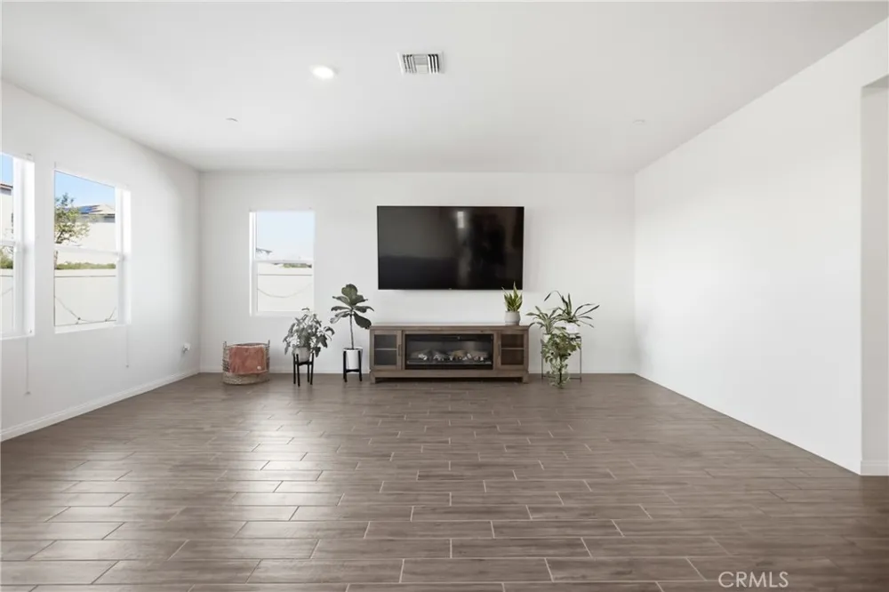 31615 Tyme Court Menifee, CA 92584