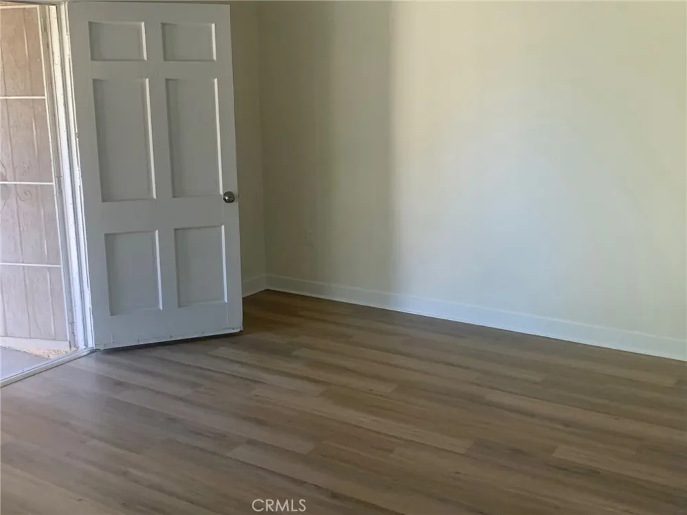 11818 Victory Boulevard North Hollywood, CA 91606