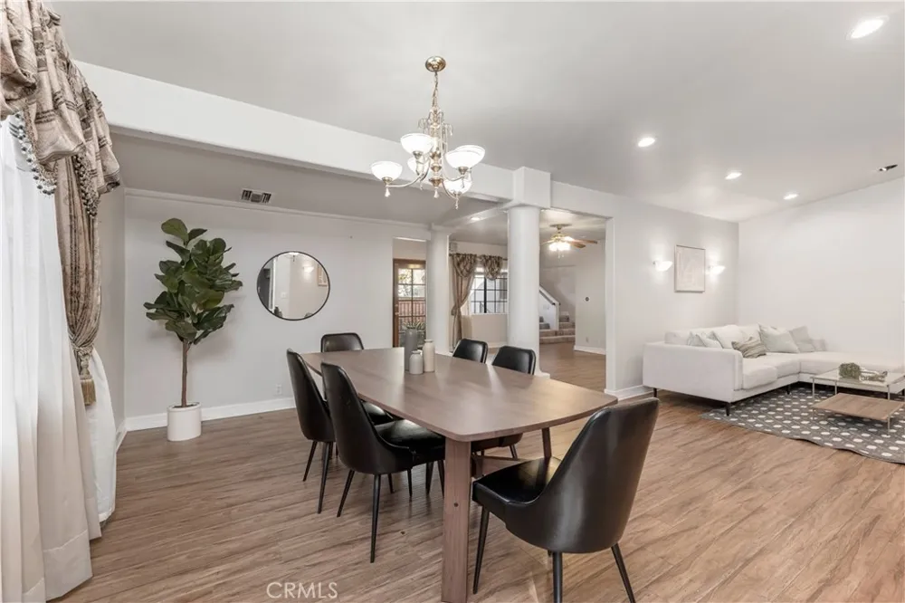 9348 Tujunga Canyon Tujunga, CA 91042