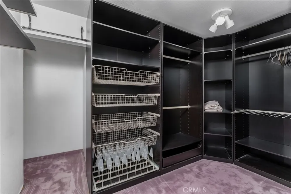 9348 Tujunga Canyon Tujunga, CA 91042