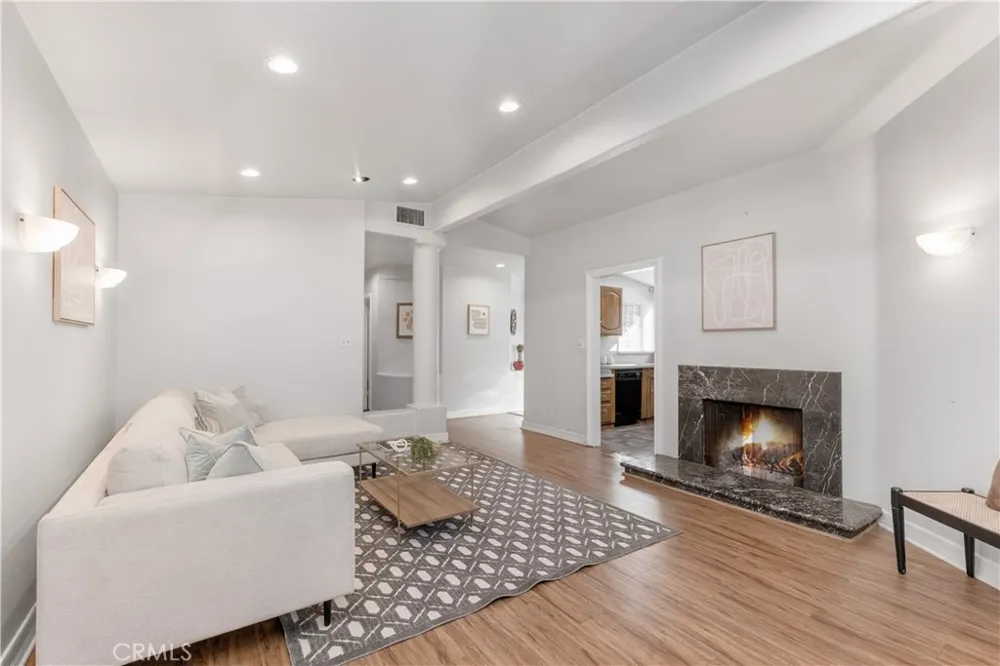 9348 Tujunga Canyon Tujunga, CA 91042