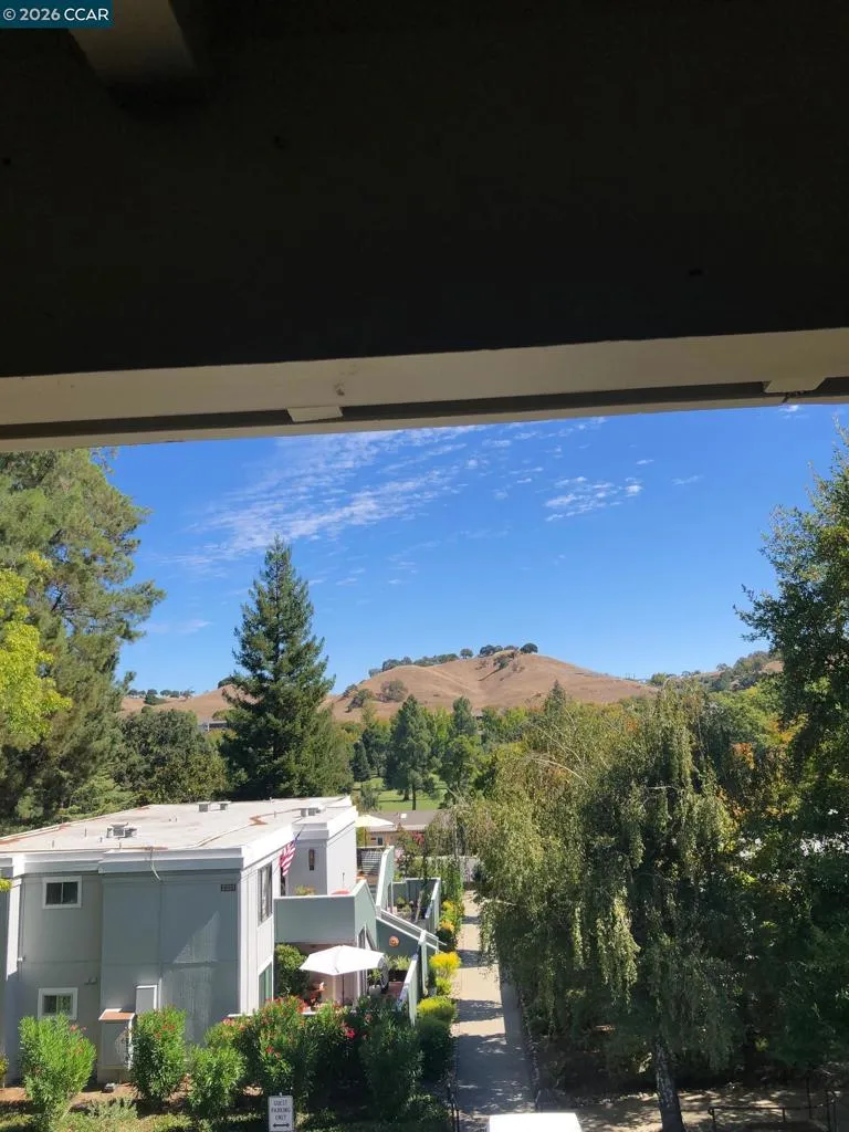 1116 Fairlawn Court #3 Walnut Creek, CA 94595