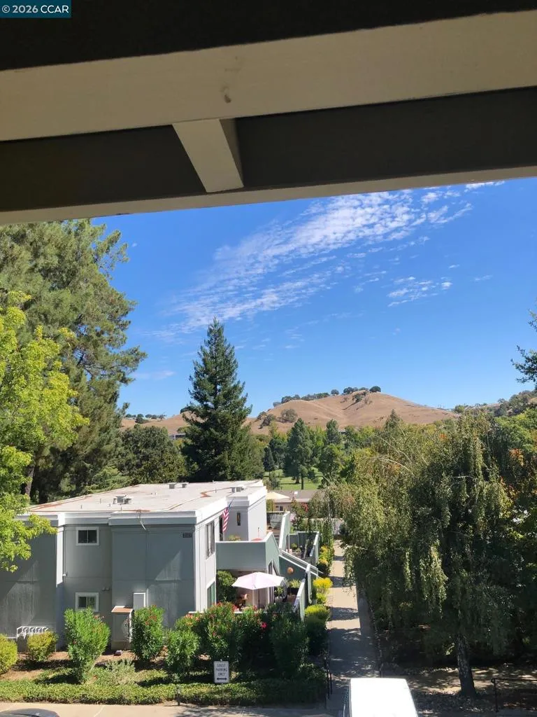 1116 Fairlawn Court #3 Walnut Creek, CA 94595