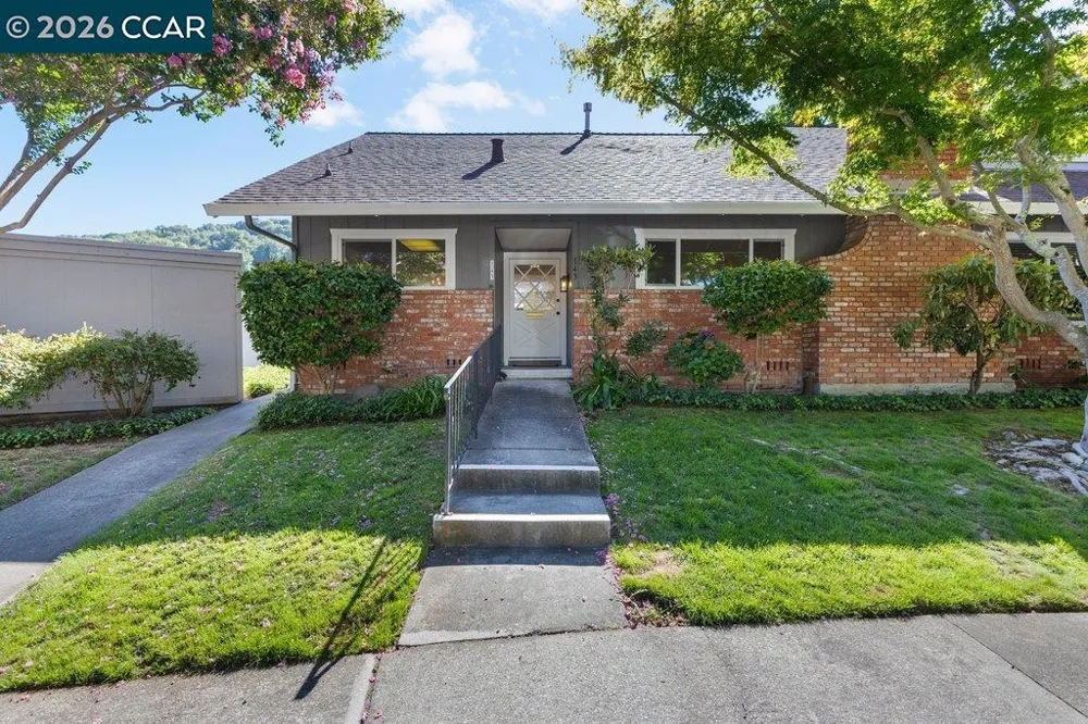 143 Miramonte Dr Moraga, CA 94556