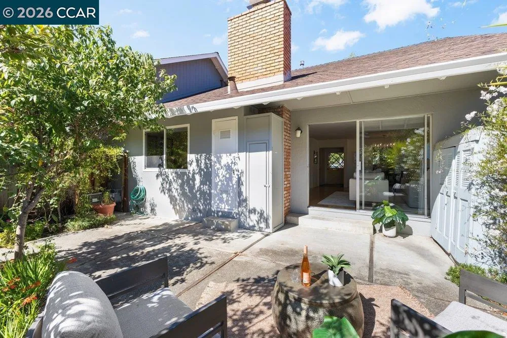 143 Miramonte Dr Moraga, CA 94556